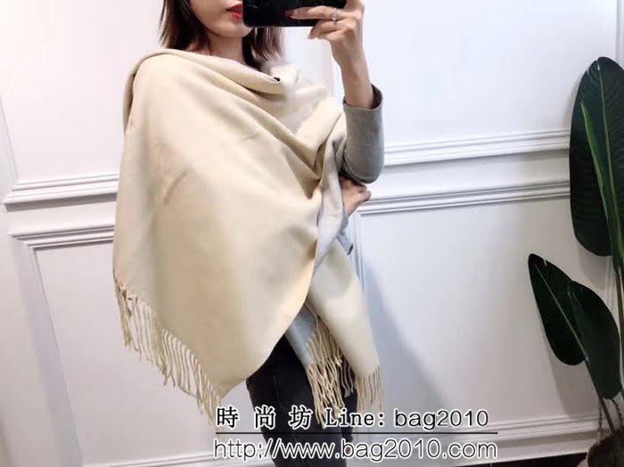 BURBERRY巴寶莉 2018新款 雙色雙面彩色刺繡羊絨圍巾 LLWJ6270